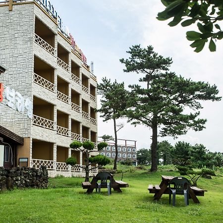 Witch'S Broomstick Jeju Exterior foto