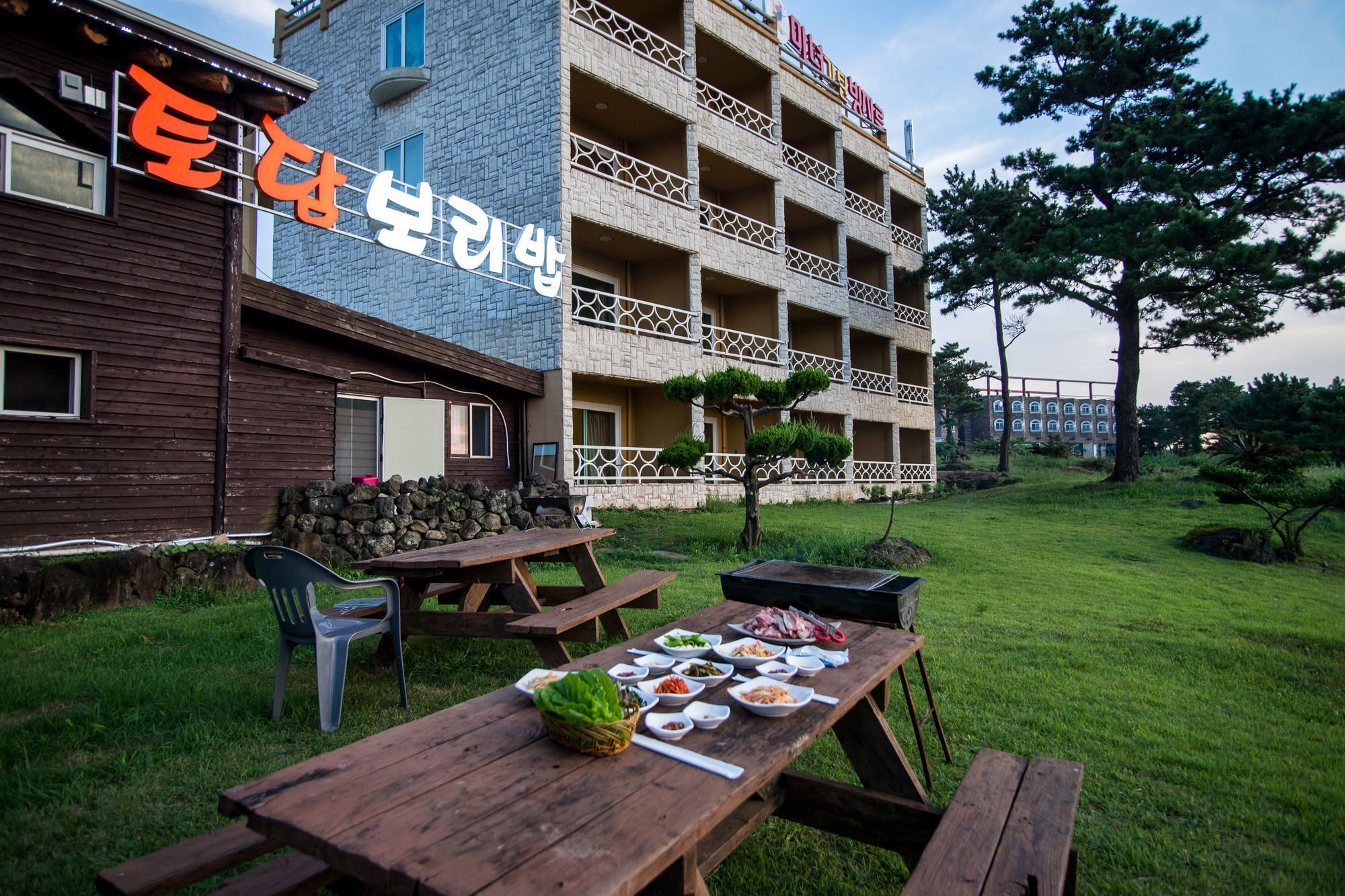 Witch'S Broomstick Jeju Exterior foto